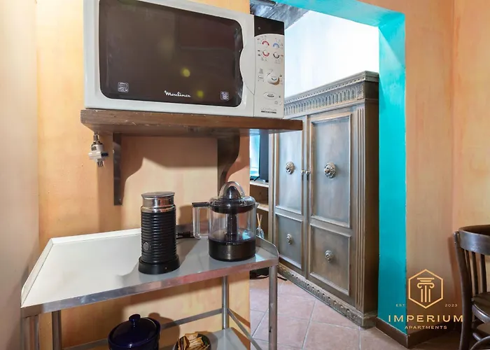 Imperium Colosseum Loft - 2 Steps To Colosseum, A-c, 2-4 Pax Apartamento Roma
